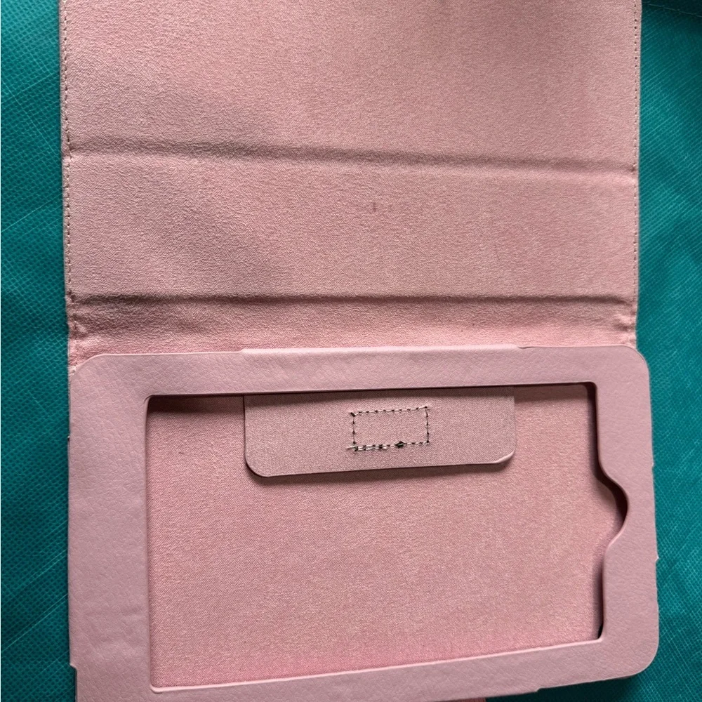 Kindle Fire Pink Cover/Stand Leather - Picture 3 of 5